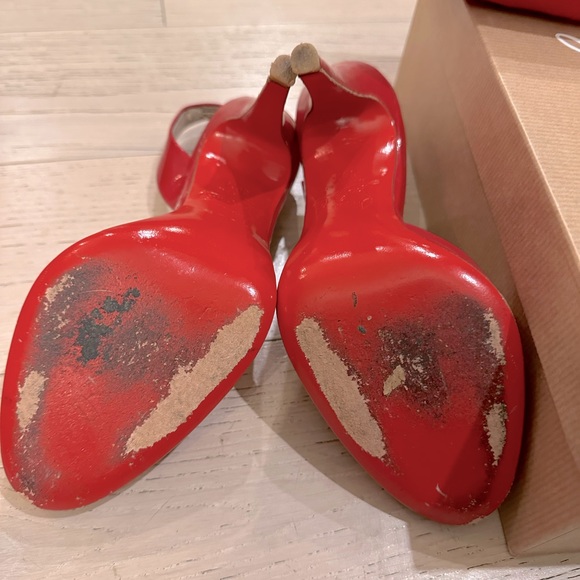 Louboutin RED patent sling back heels 6.5 - Picture 5 of 5